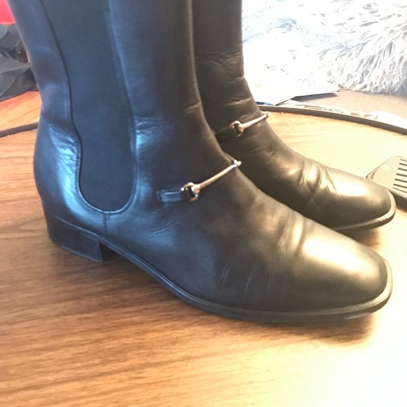 GUCCI - Picture 2 of 3